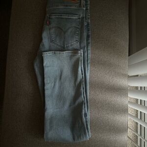 Crafted from premium, durable denim, these jeans are designed to move with you